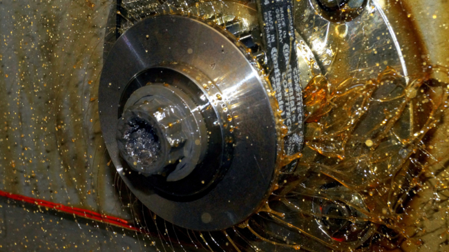 Sistemi con cinghie in bagno d'olio − Una sfida per i lubrificanti moderni